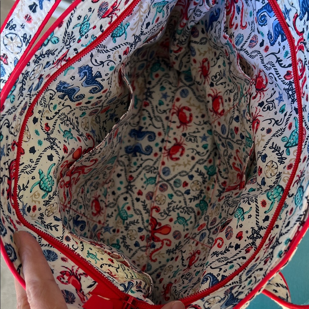 Vera Bradley Small Vera Tote in Sea Life - Picture 5 of 6